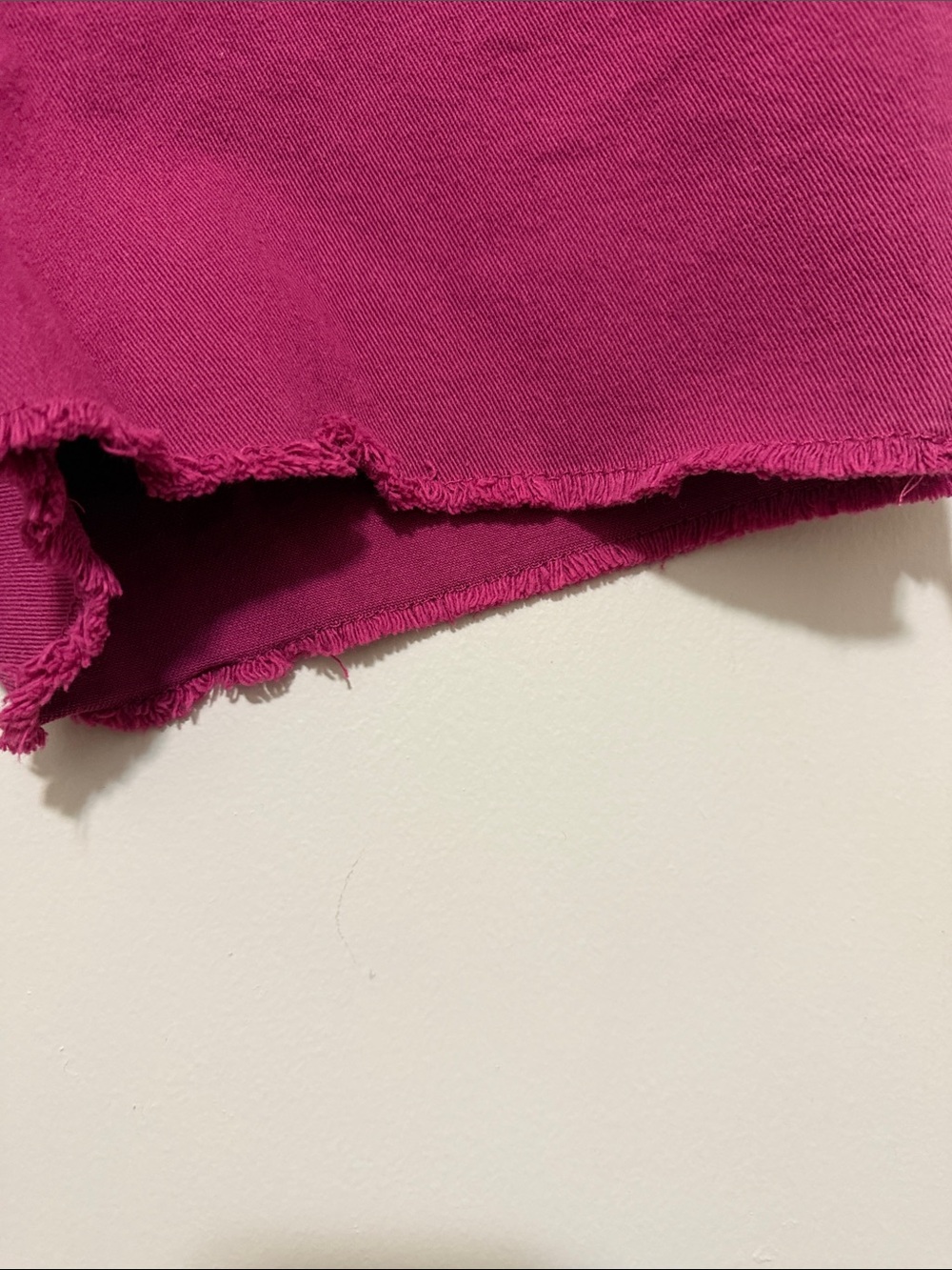 Kut from the Kloth Magenta Frayed Hem Denim Shorts - Picture 4 of 6